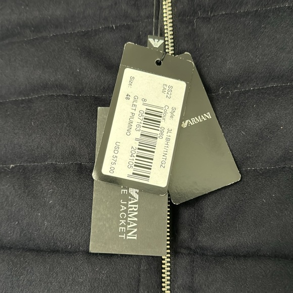 Emporio Armani Puffer Reversible Vest Jacket - Picture 10 of 10